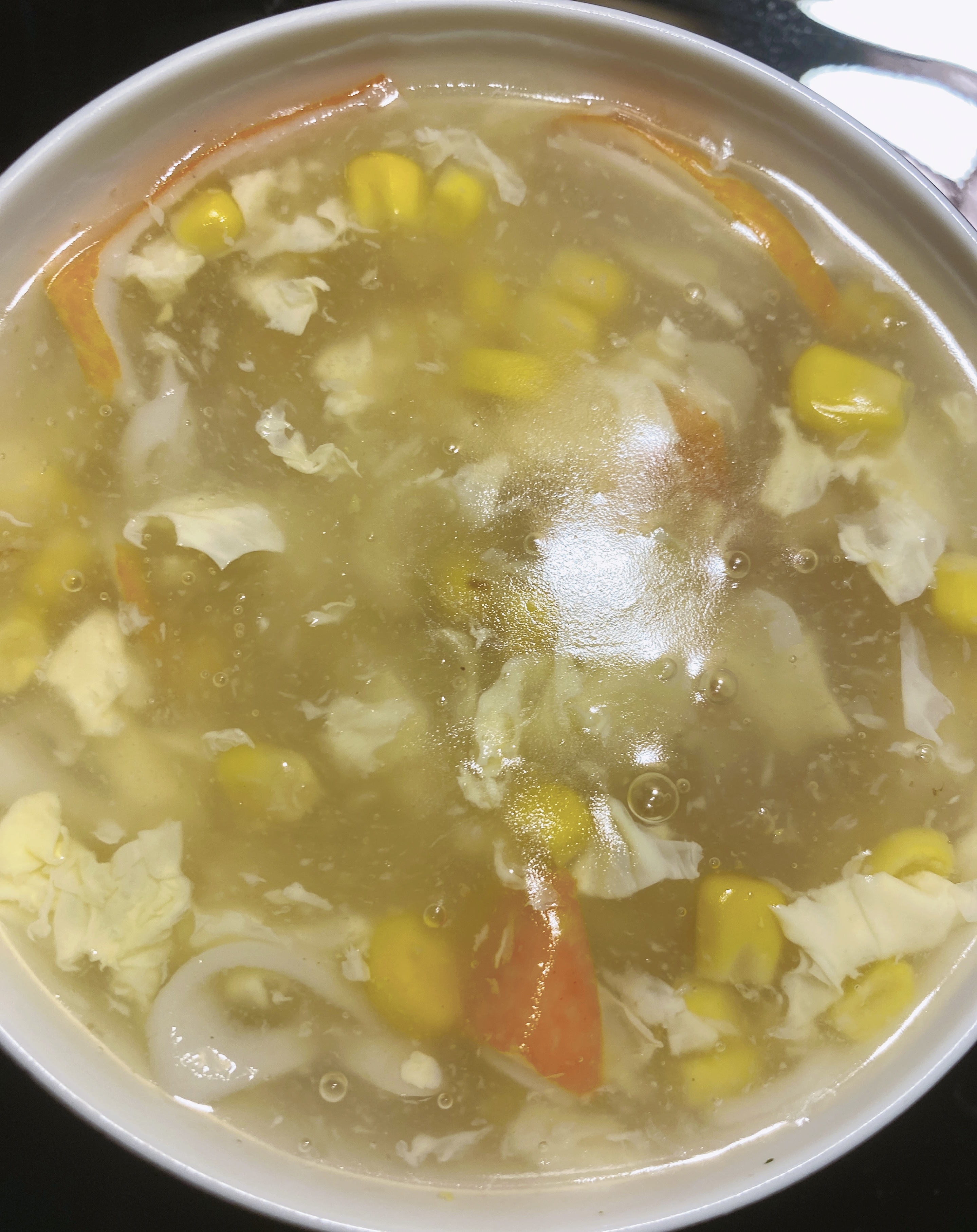 Sopa de maíz con cangrejo